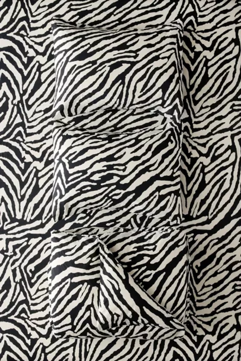Darcie Zebra Patterned Core Duvet Set