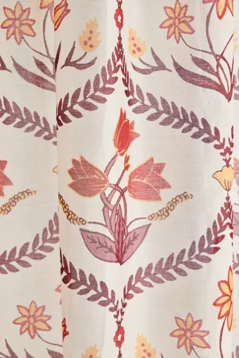 Waverly Floral Patterned Window Panel