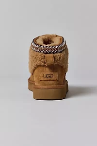 UGG Women's Classic Ultra Mini Maxi Curly Boot