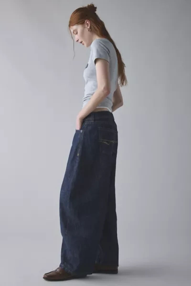 BDG Kayla Cocoon Low-Rise Jean