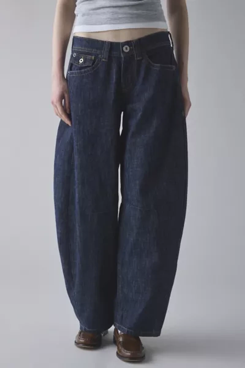 BDG Kayla Cocoon Low-Rise Jean