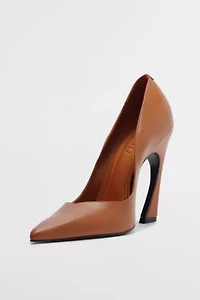 Schutz Lexi Pump Heel