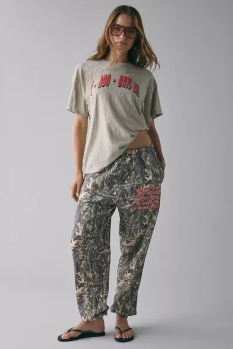 Boys Lie 1-800 Manhunt Graphic Boyfriend Tee