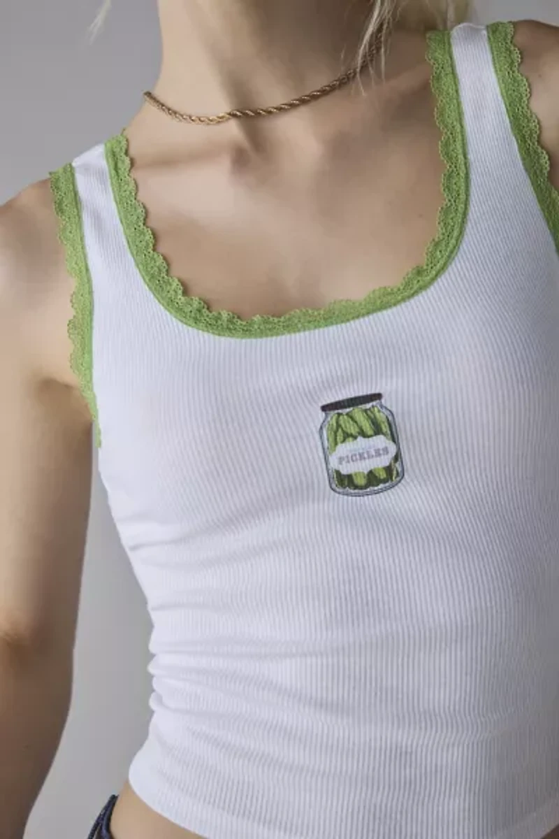 Lace Trim Graphic Scoop Neck Cropped Tank Top