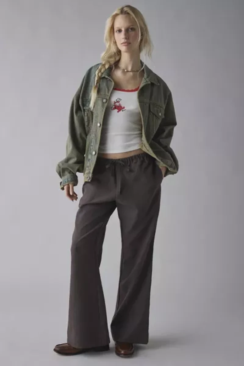 Lace Trim Graphic Scoop Neck Cropped Tank Top