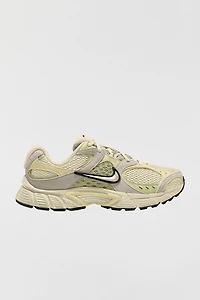 Nike Women's V5 RNR Sneakers