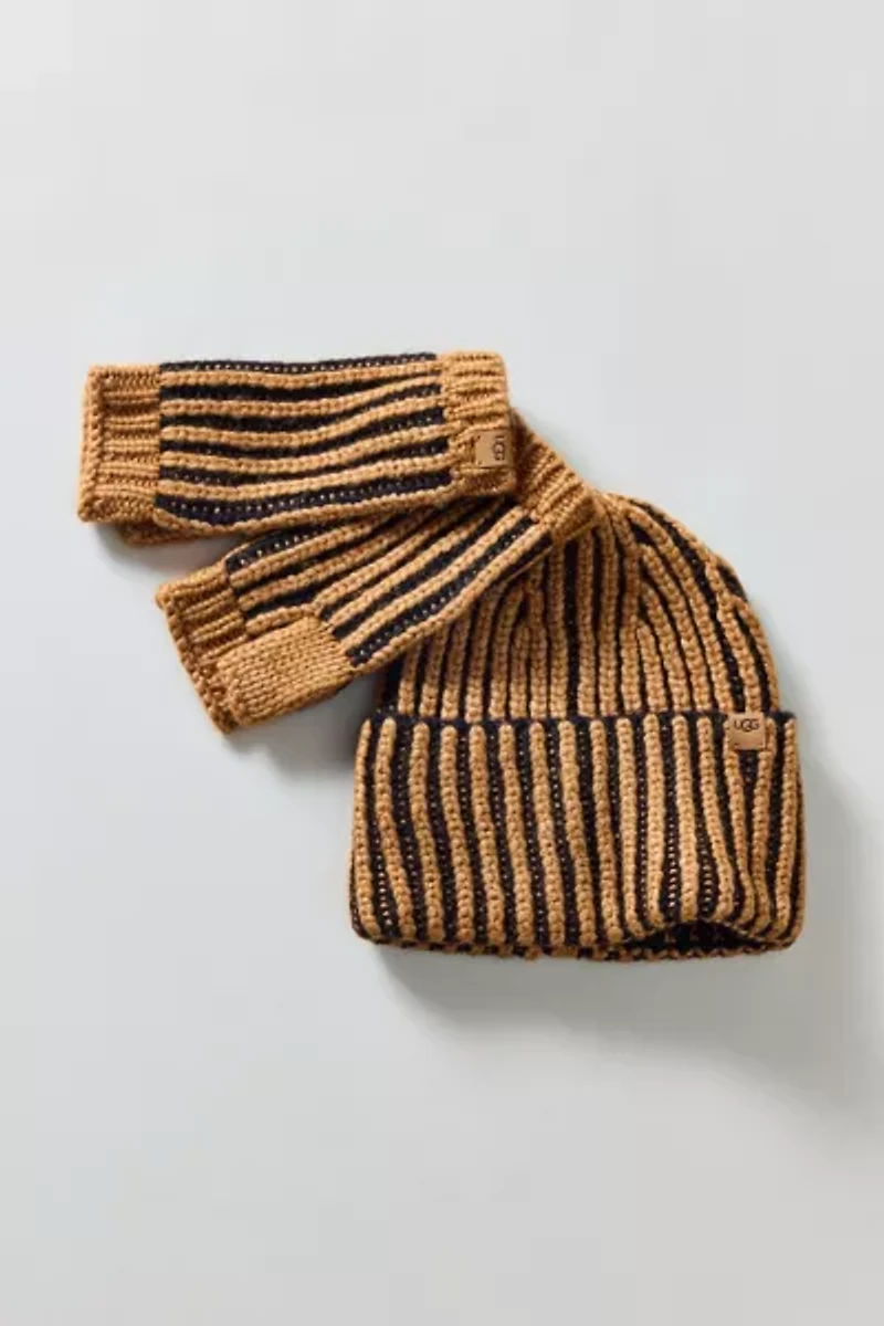 UGG Chunky Plaited Beanie & Fingerless Mitten Set