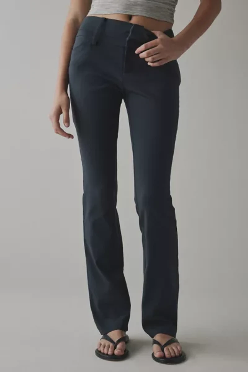 Kimchi Blue All Night Low-Rise Straight Leg Trouser