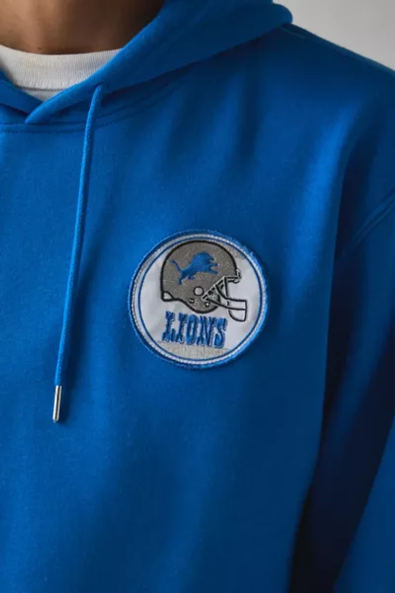 NFL UO Exclusive Detroit Lions Chenille Patch Hoodie Sweatshirt