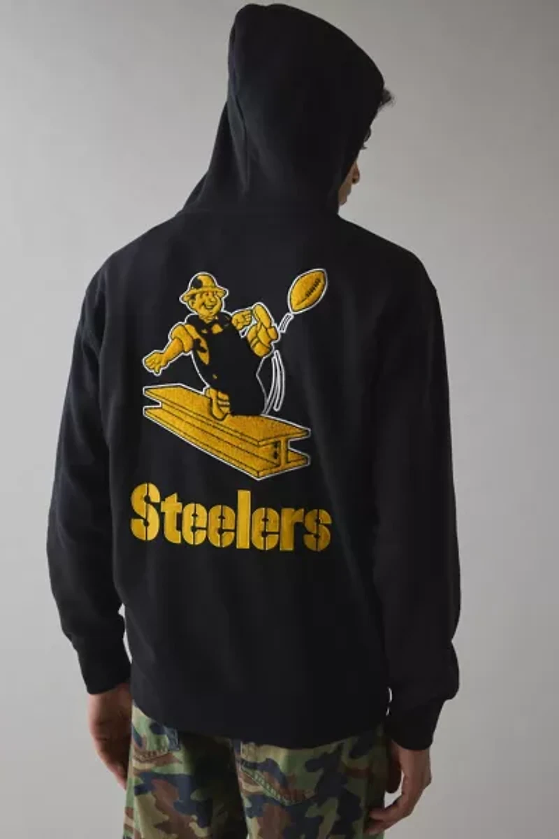NFL Pittsburgh Steelers UO Exclusive Chenille Patch Hoodie Sweatshirt