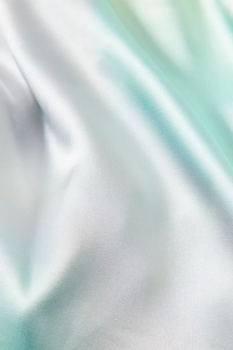 KITSCH Adjustable Oversized Satin Bonnet