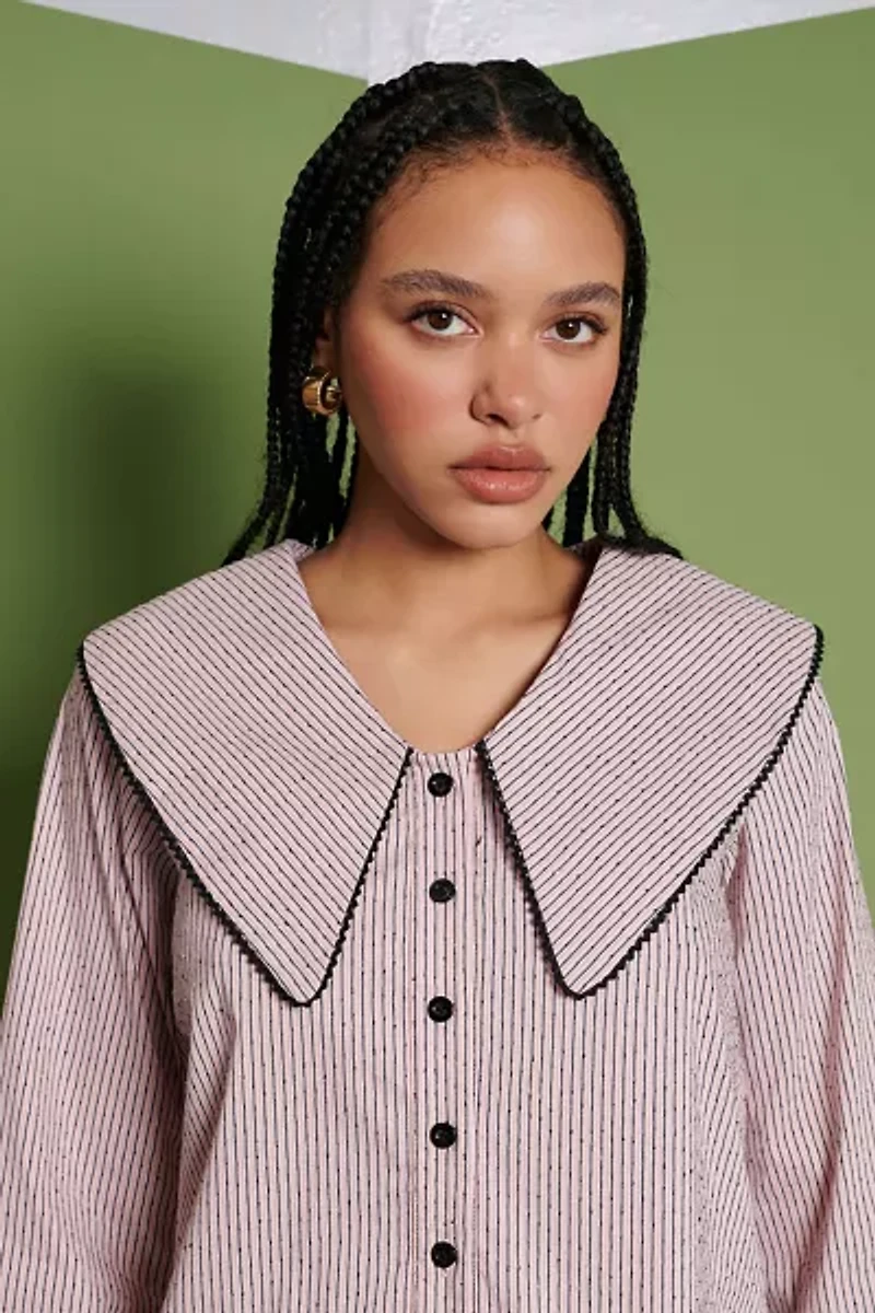 Ghospell Dara Oversized Collar Striped Shirt