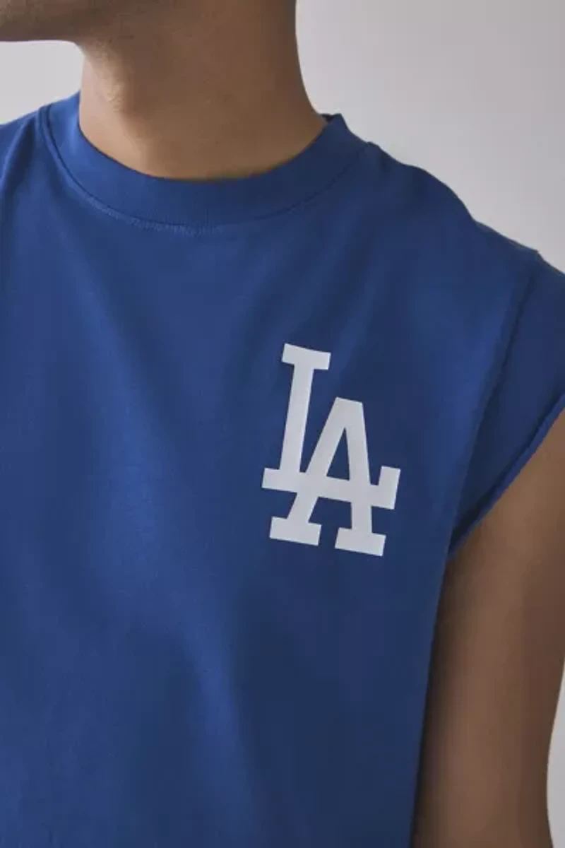 Pro Standard UO Exclusive MLB Team Logo Tee