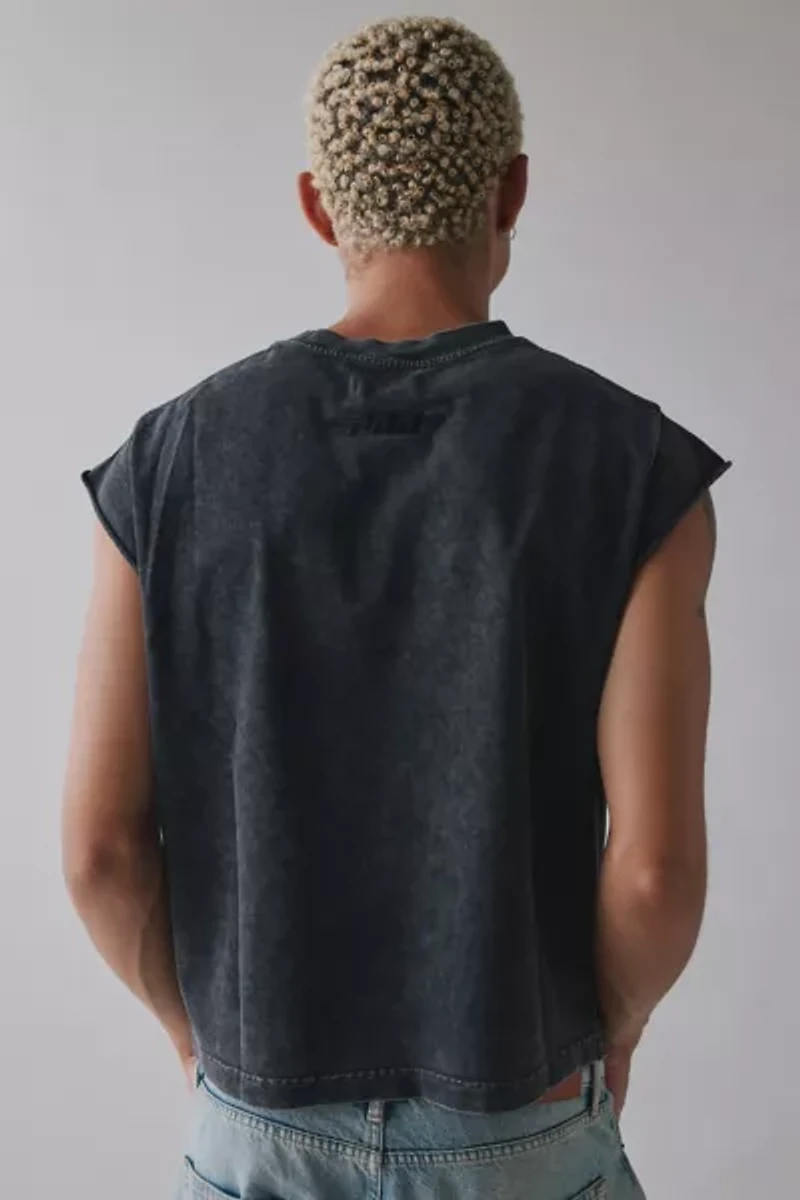 Pro Standard UO Exclusive NFL Team Logo Washed Cutoff Muscle Tee