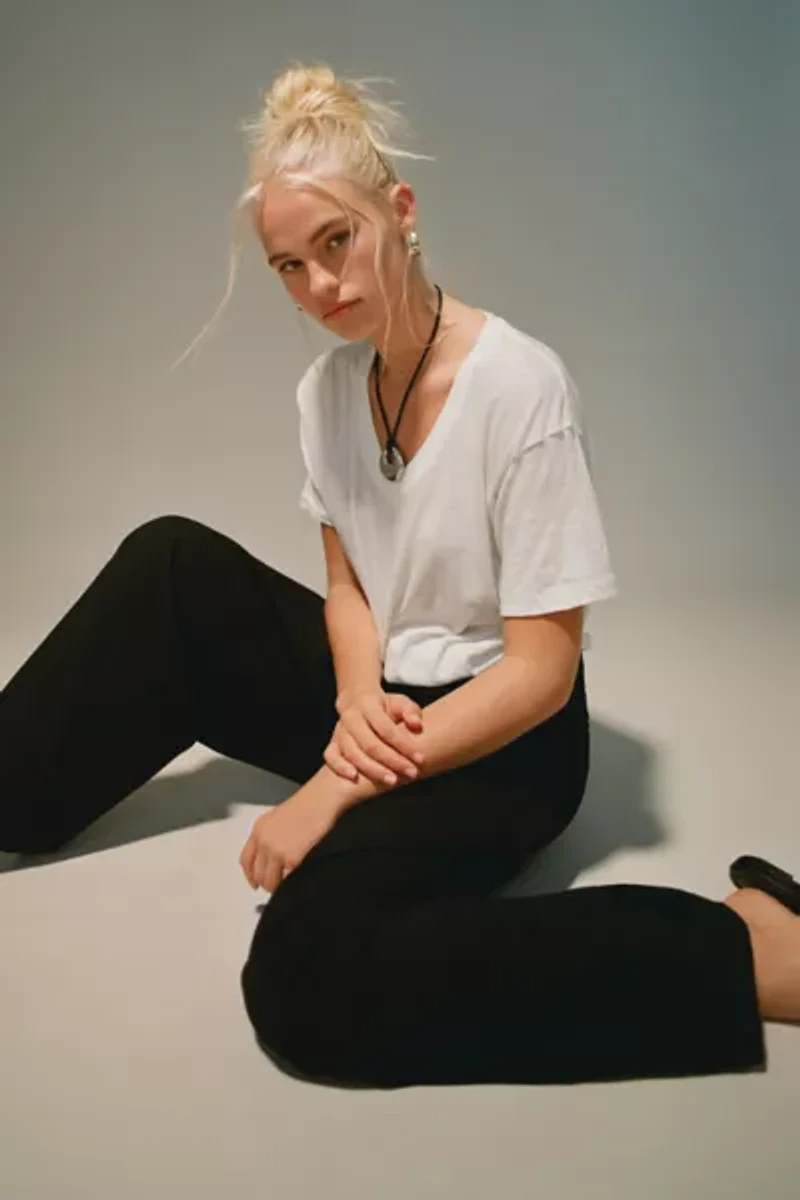 Vintage By UO Perfect V-Neck Short Sleeve Tee