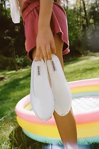 Steve Madden Gyzmo Mesh Jelly Shoe