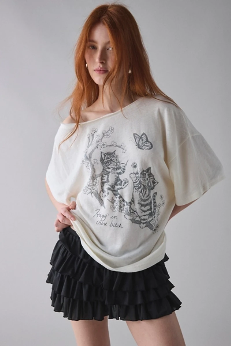 Kimchi Blue Courtney Cat Graphic Off-The-Shoulder Oversized Tee