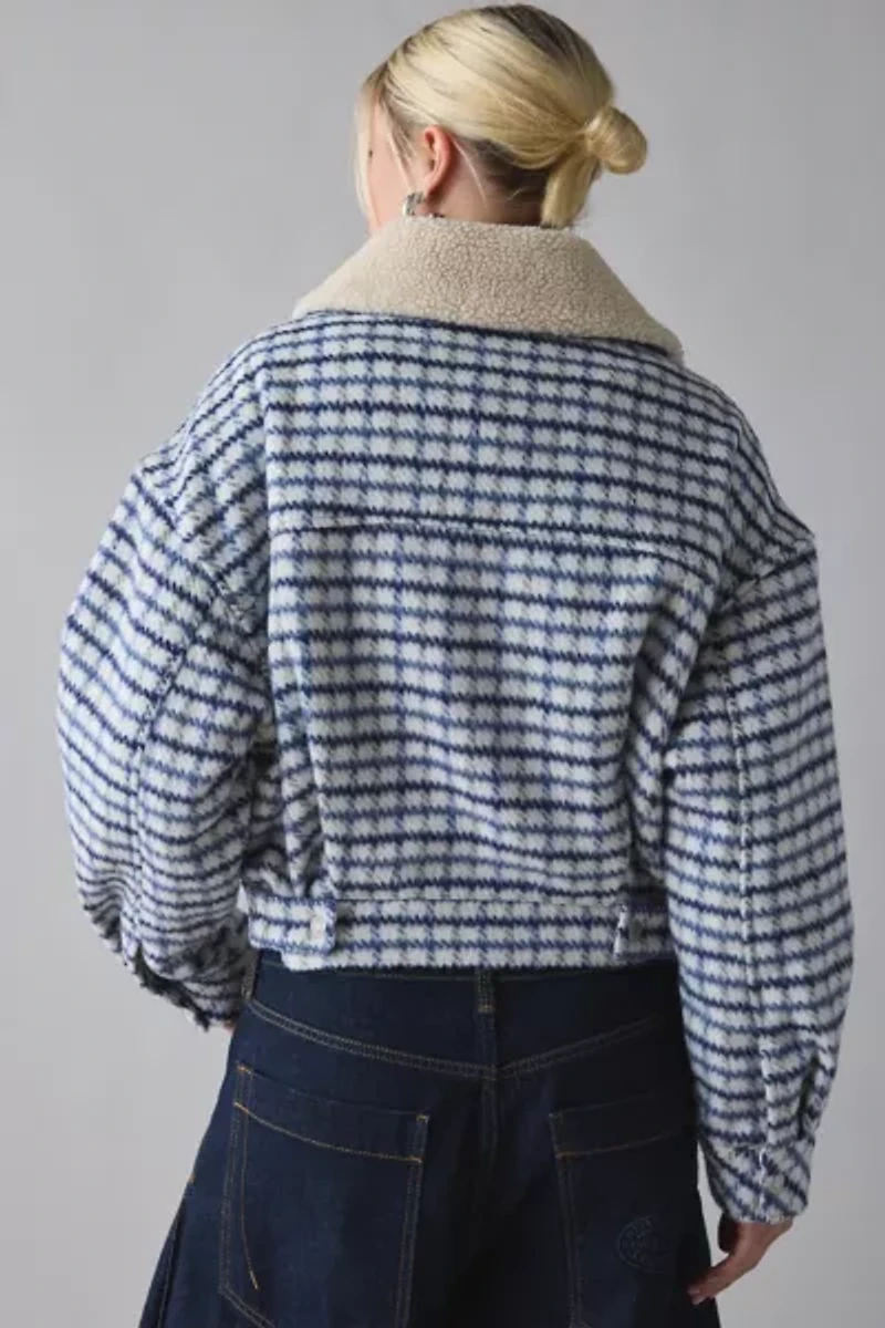 Levi’s® ‘90s Shrunken Plaid Trucker Jacket