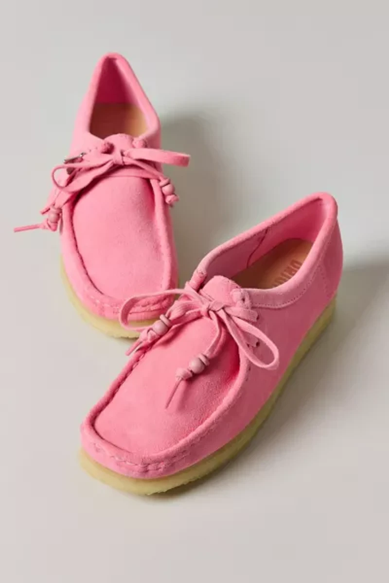 Clarks Women's Wallabee Low Suede Shoe