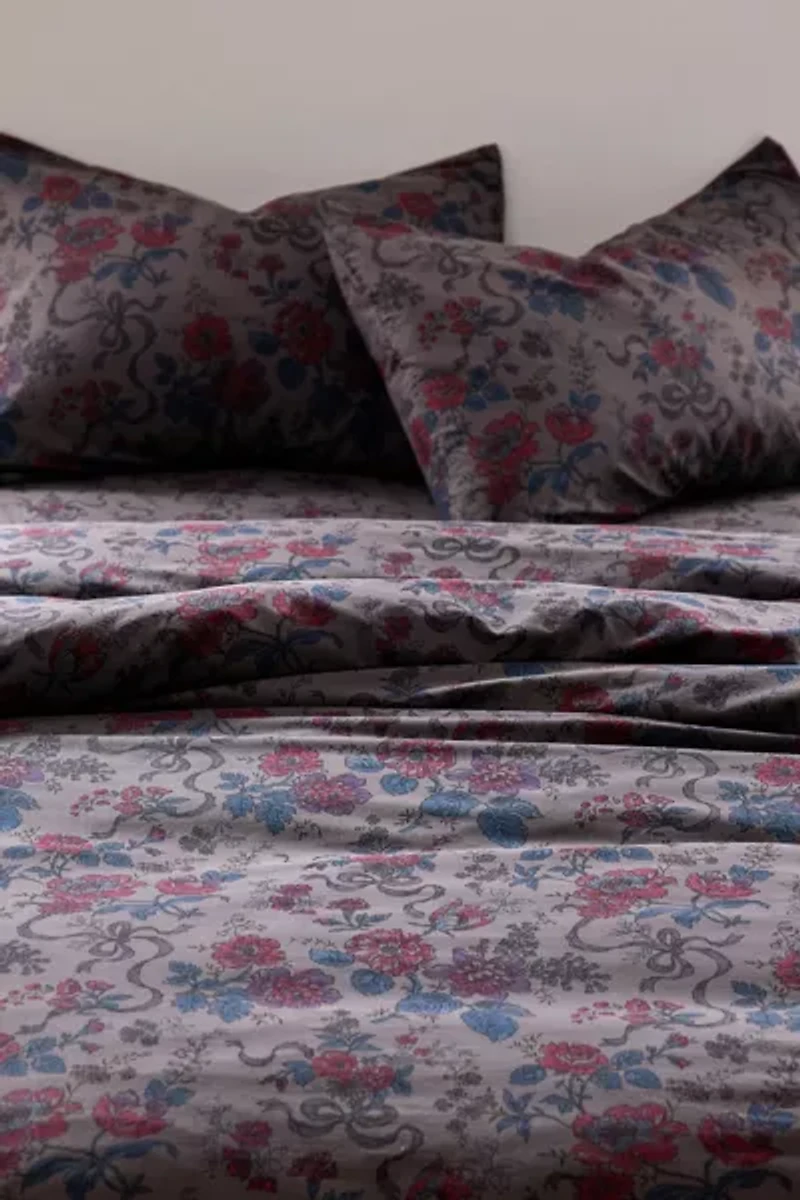 Catlyn Floral Patterned Duvet Set