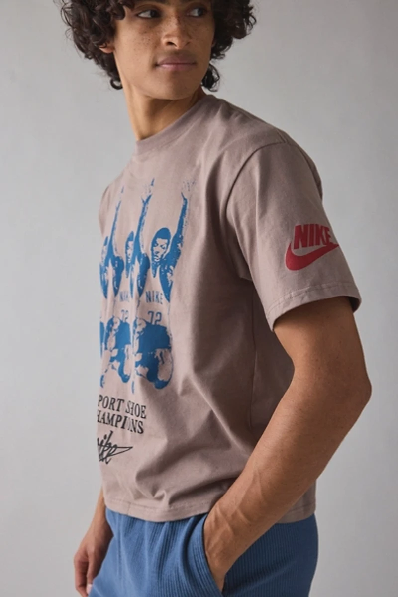 Nike Champions Graphic Boxy Tee