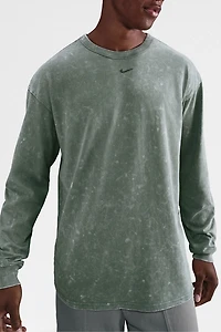 Nike Sportswear Premium Essentials Heavy Wash Long Sleeve Tee