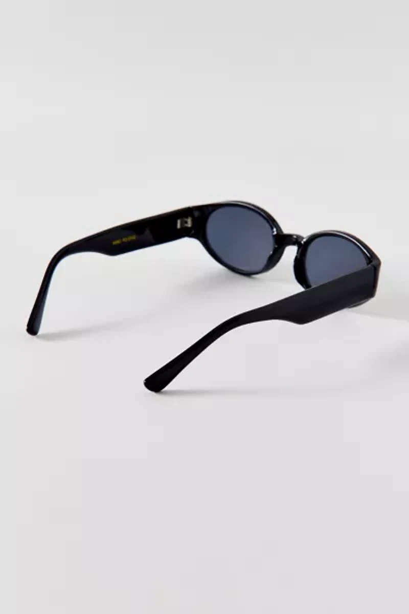 Vintage By UO Minks Sunglasses