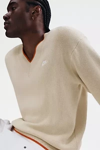 Nike Club V-Neck Sweater