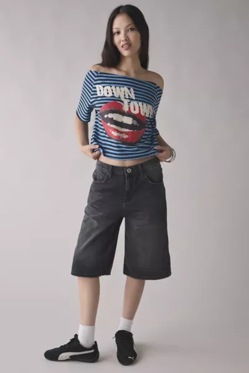 Y2K Graphic Off-The-Shoulder Cropped Tee