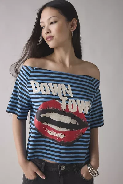 Y2K Graphic Off-The-Shoulder Cropped Tee