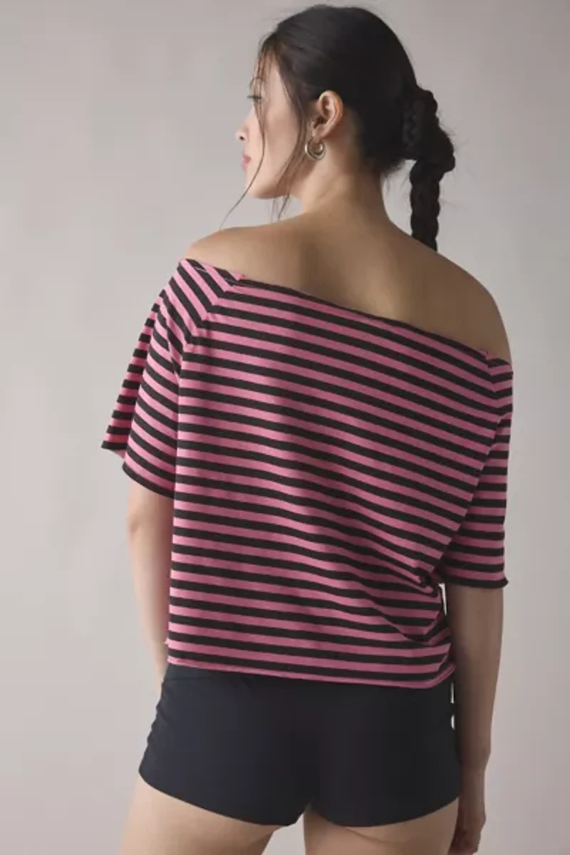 Y2K Graphic Off-The-Shoulder Cropped Tee