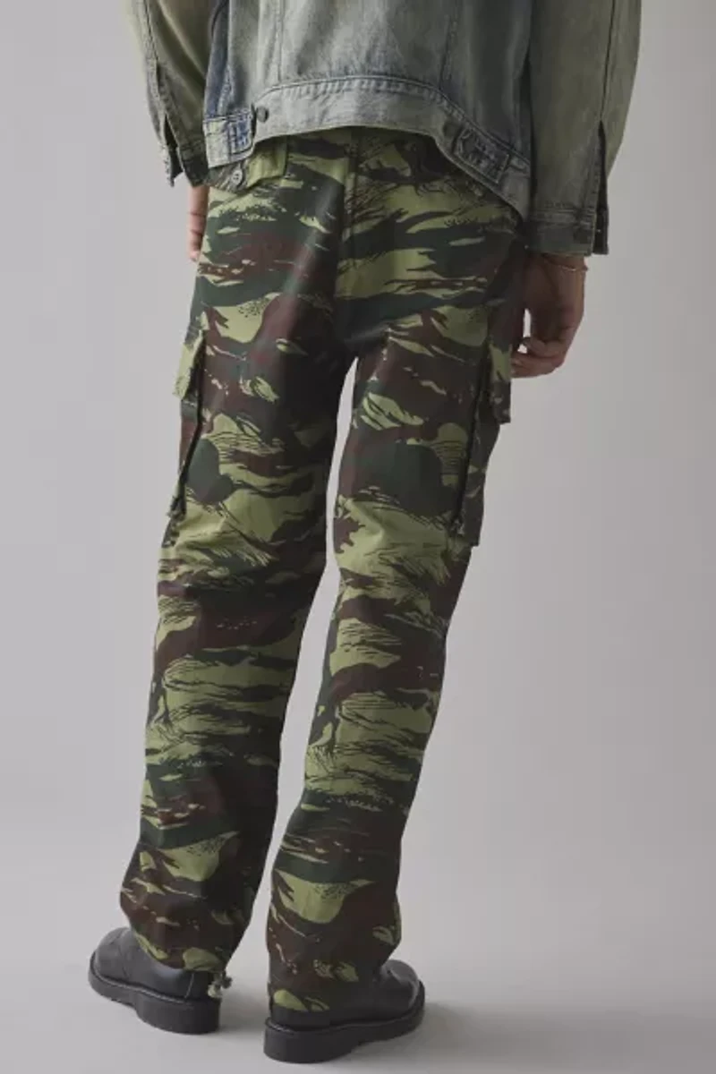 Vintage By UO Brushstroke Camo Pant