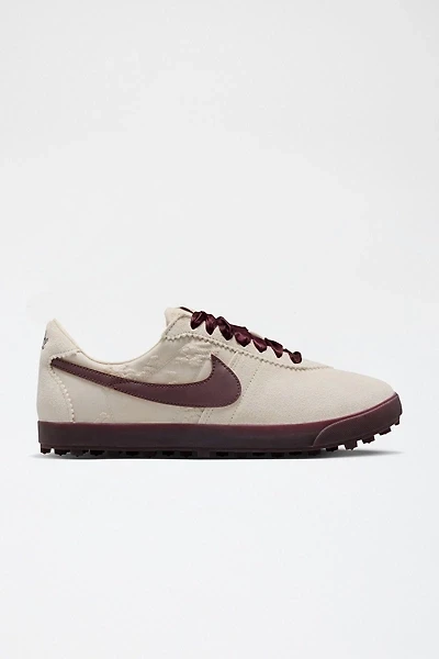Nike Women's Astrograbber Leather Sneaker