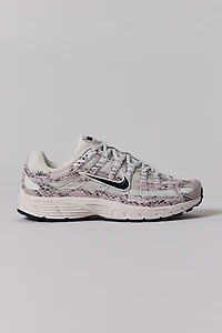 Nike Women's P-6000 SE Sneaker