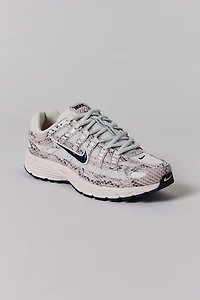 Nike Women's P-6000 SE Sneaker