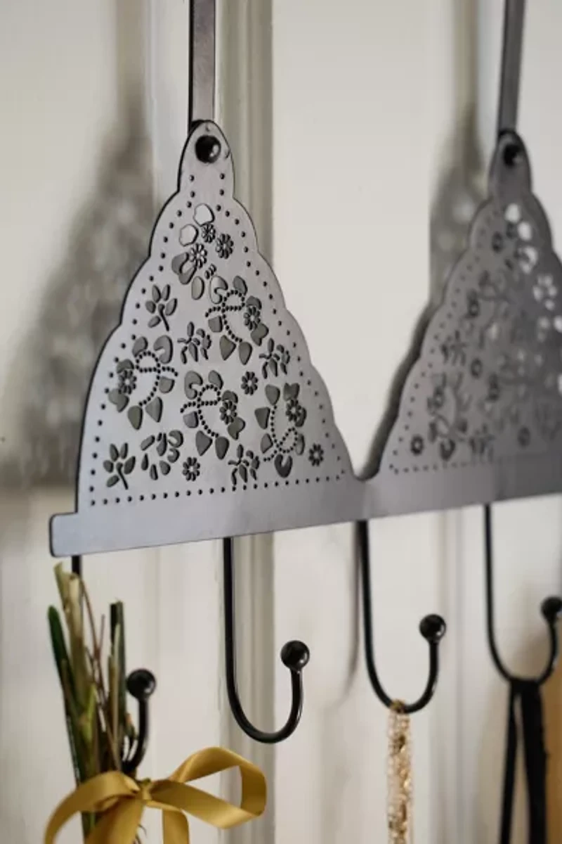 Lace Bra Over-The-Door Multi-Hook