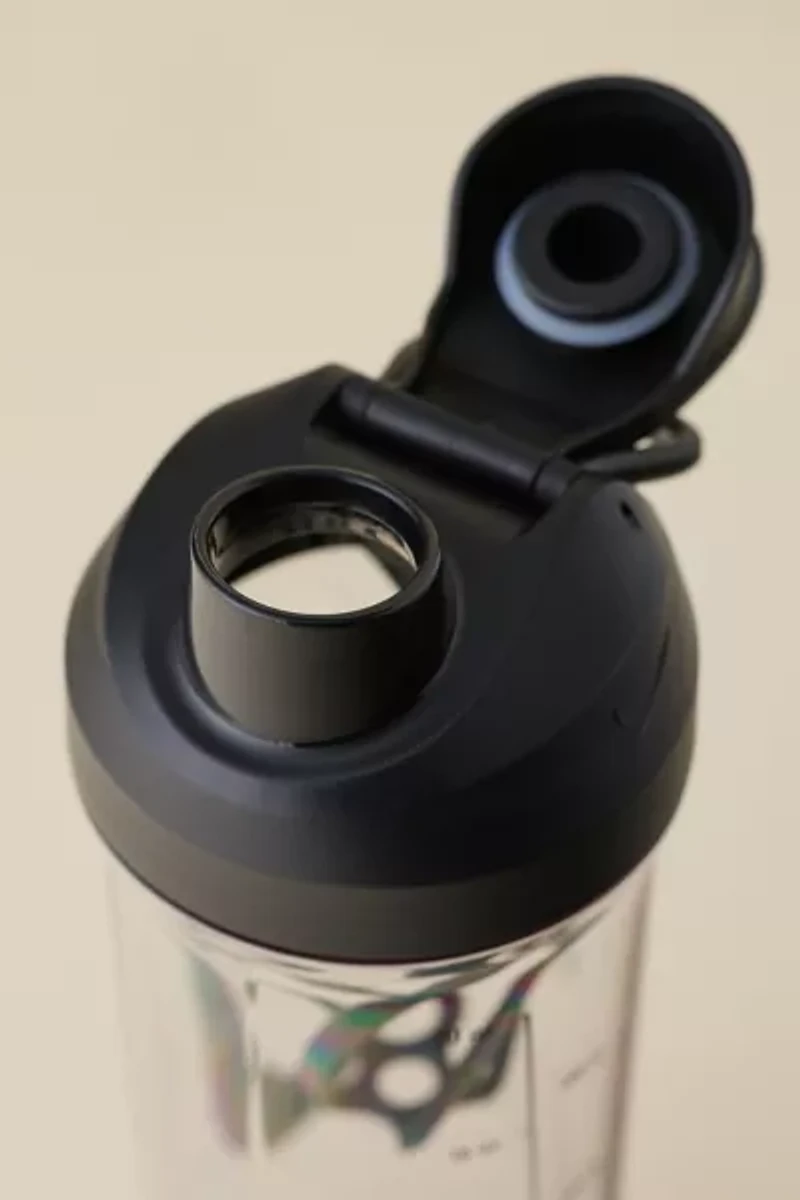 Nike TR Recharge 2.0 24 oz Shaker Bottle