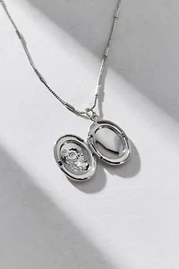 Daisy Etched Oval Locket Necklace