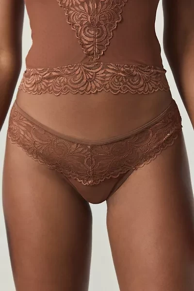 Mucci Elettra Scalloped Lace Thong