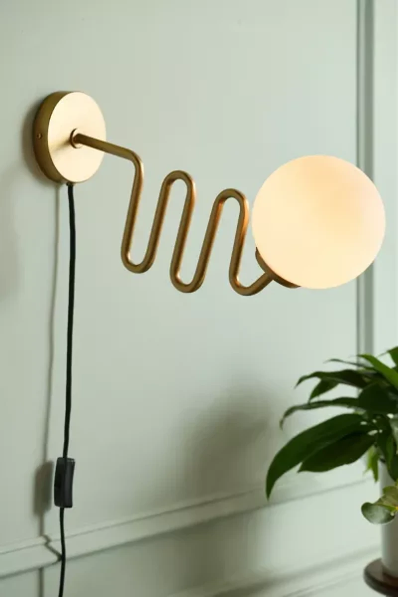 Wiggle Globe Sconce