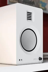 Kanto TUK Premium Powered Bookshelf Speaker Set