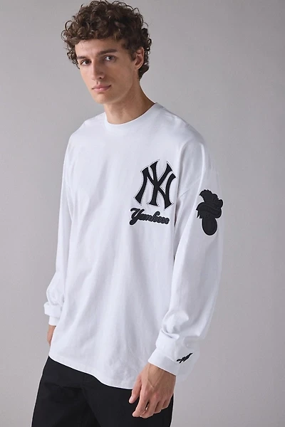 Pro Standard MLB New York Yankees Oversized Long Sleeve Tee