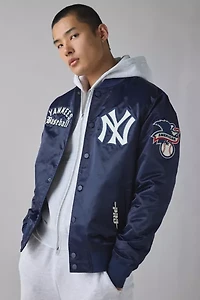 Pro Standard MLB New York Yankees Satin Bomber Jacket