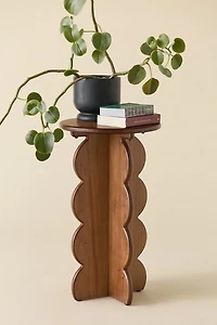 Amelie Scalloped Side Table