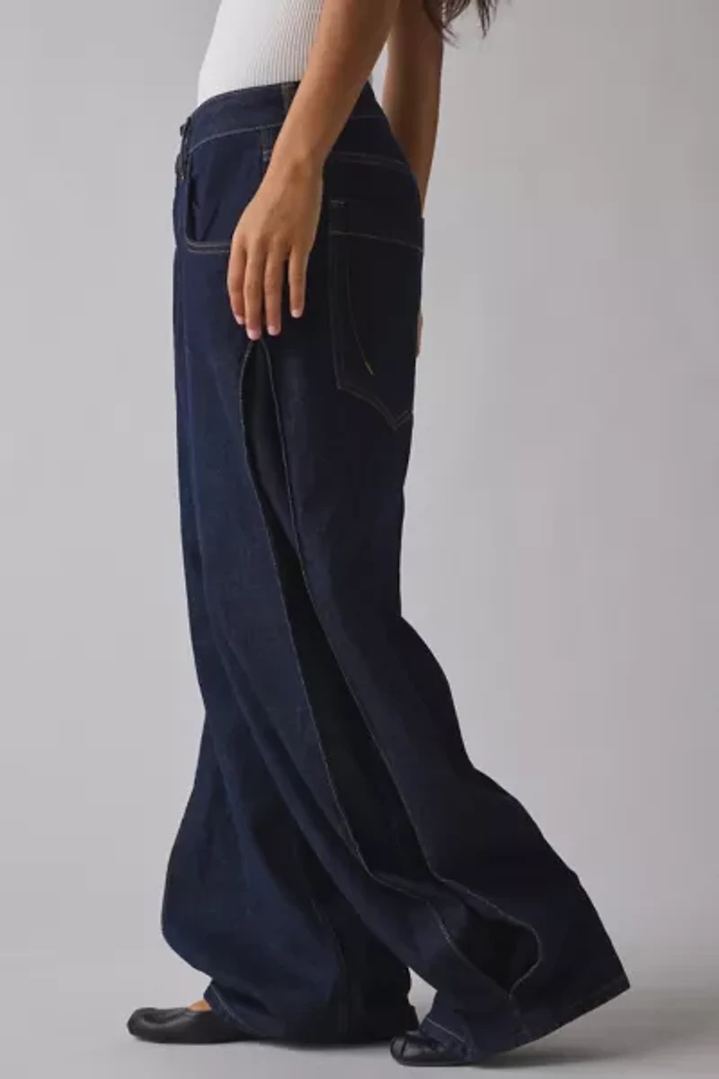 BDG Jaya Pleated Baggy Boyfriend Jean