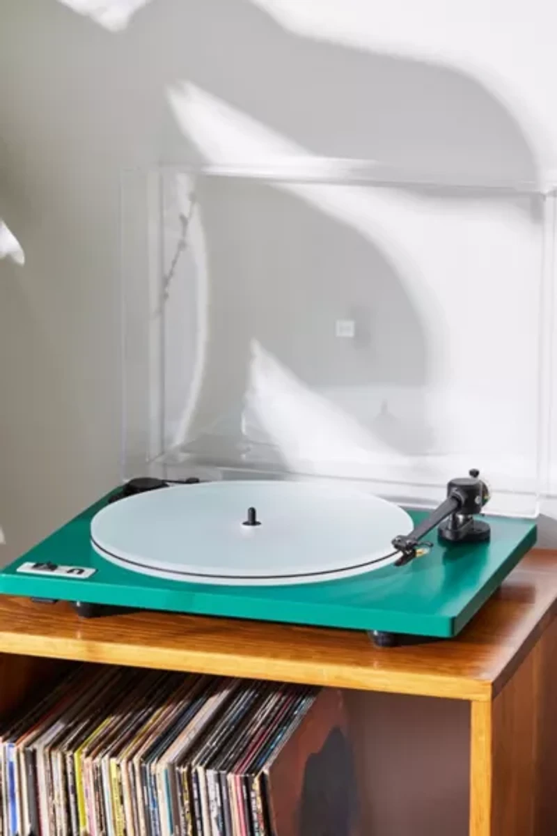 U-Turn Audio Orbit 2 Plus Turntable with Ortofon OM 5E Cartridge