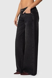Edikted Vyxen Vintage Washed Low Rise Jean