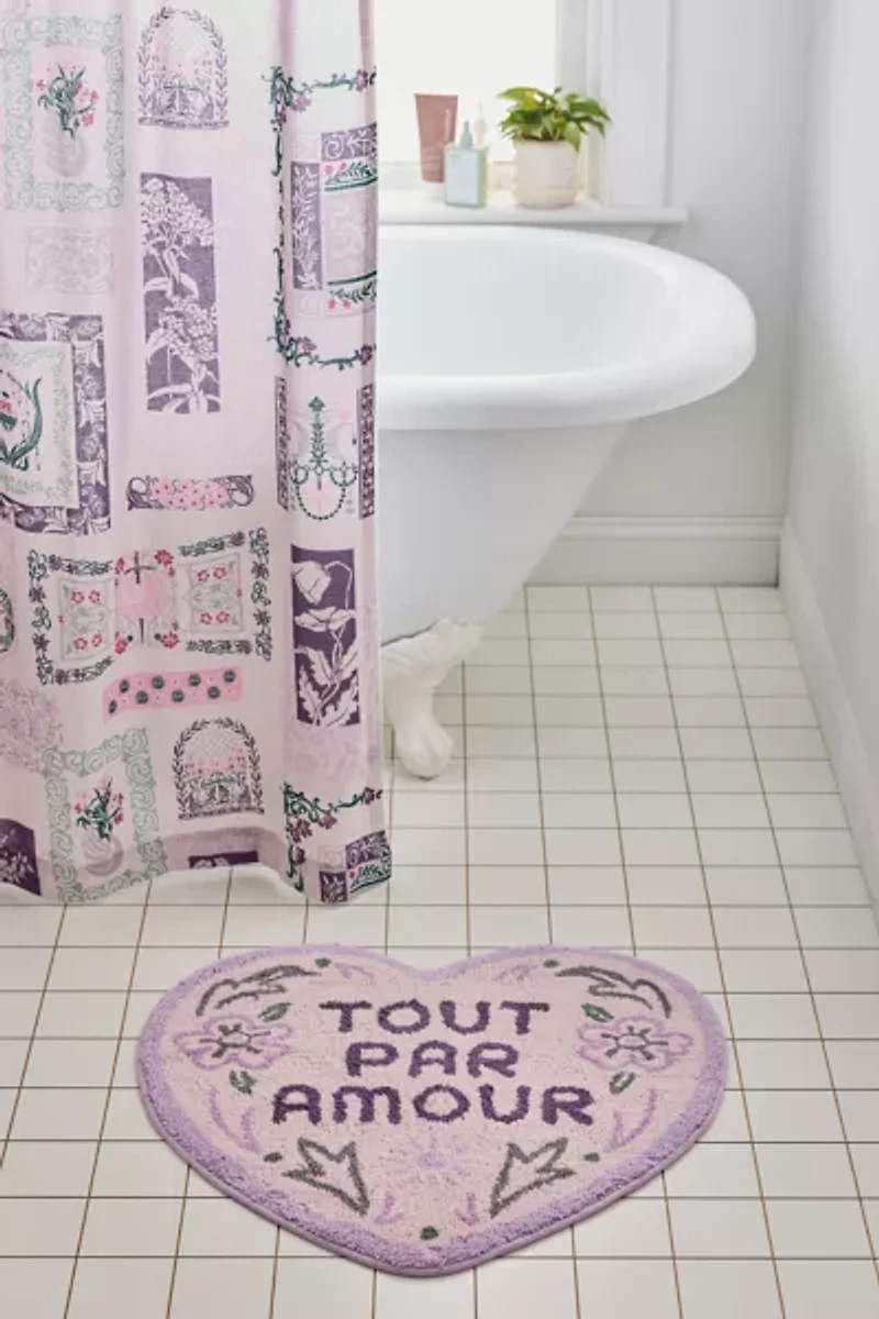 Tout Par Amour Heart Shaped Tufted Bath Mat