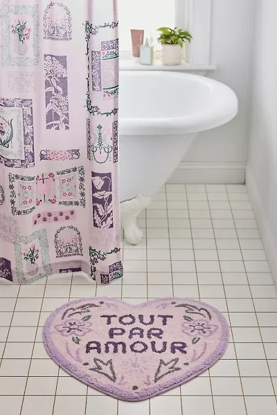 Tout Par Amour Heart Shaped Tufted Bath Mat
