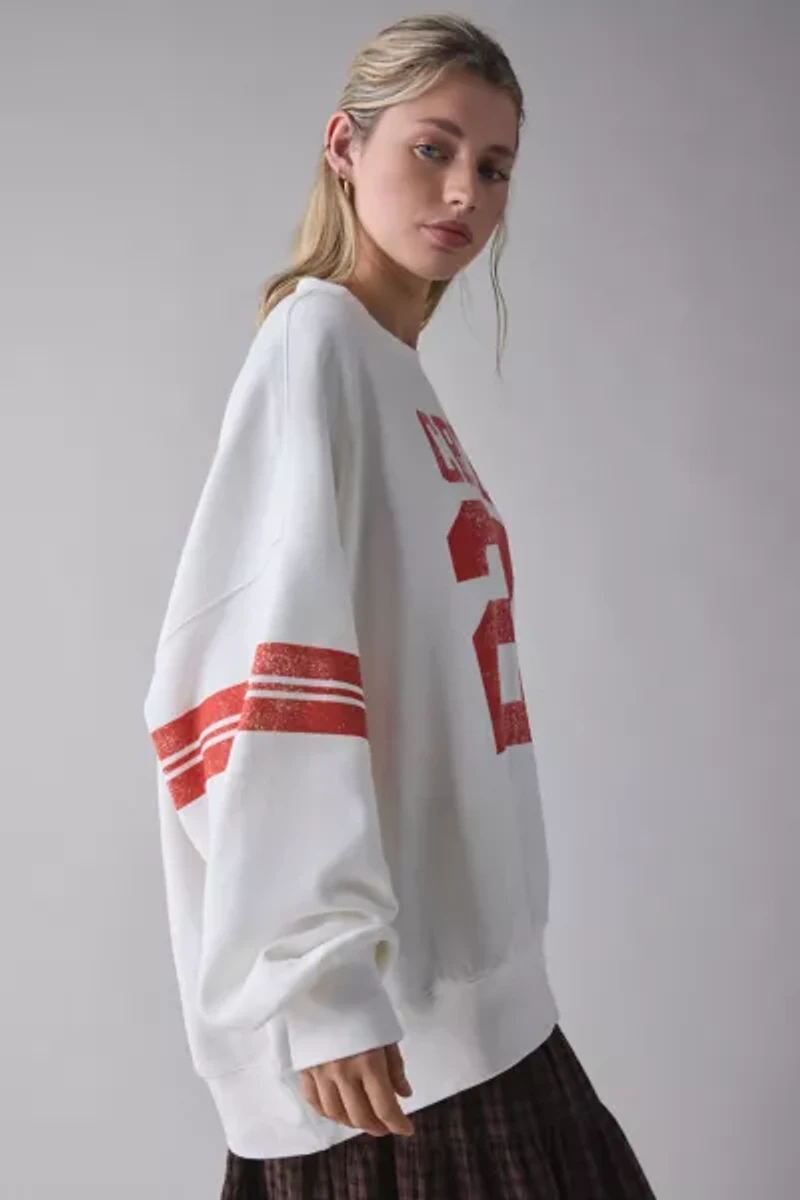 UO Gemma Graphic Oversized Crew Neck Pullover